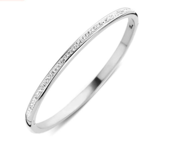 Victoria armband i silverfärg med vita stenar