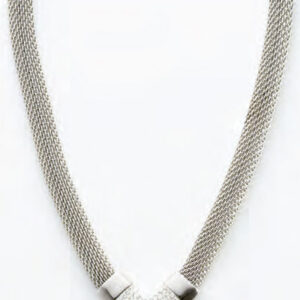 Victoria silverfärgat halsband med vit sten och mesh