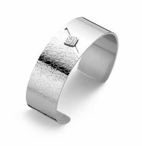 Victoria armband i silverfärg med vitt stenmönster